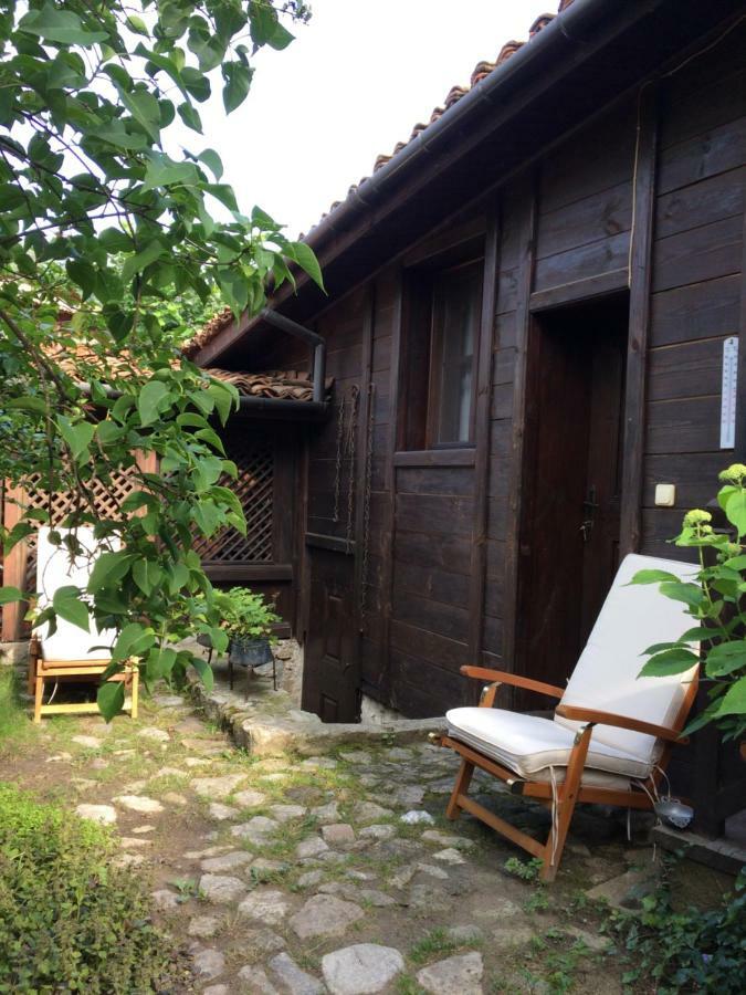 Darina Guest House Kopriwschtiza Exterior foto
